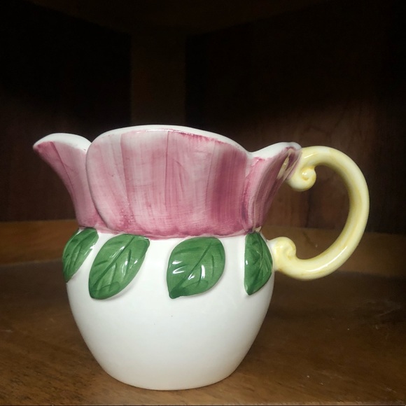 ELPA Alcobaca Flower Water Pitcher - Picture 6 of 11